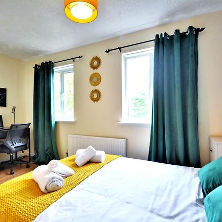 Manchester Townhouse By Bevolve - 4 Bedrooms - Free Parking Esterno foto